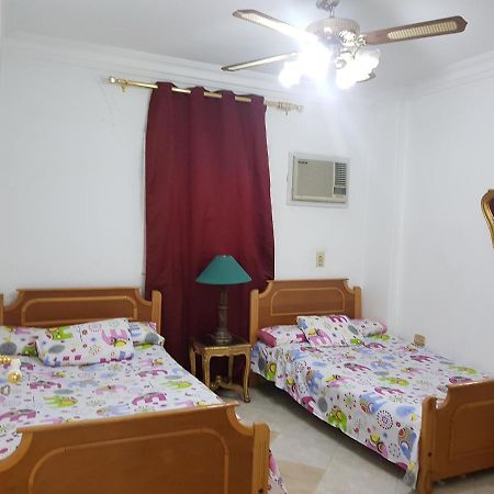 Elegant Apartment In Sheraton Heliopolis Kairo Exterior foto